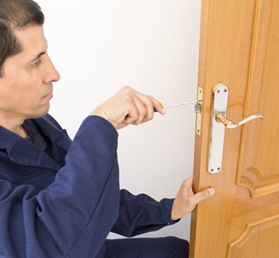 Town Center Locksmith Shop Boynton Beach, FL 561-328-2941 Town Center Locksmith Shop Boynton Beach, FL 561-328-2941